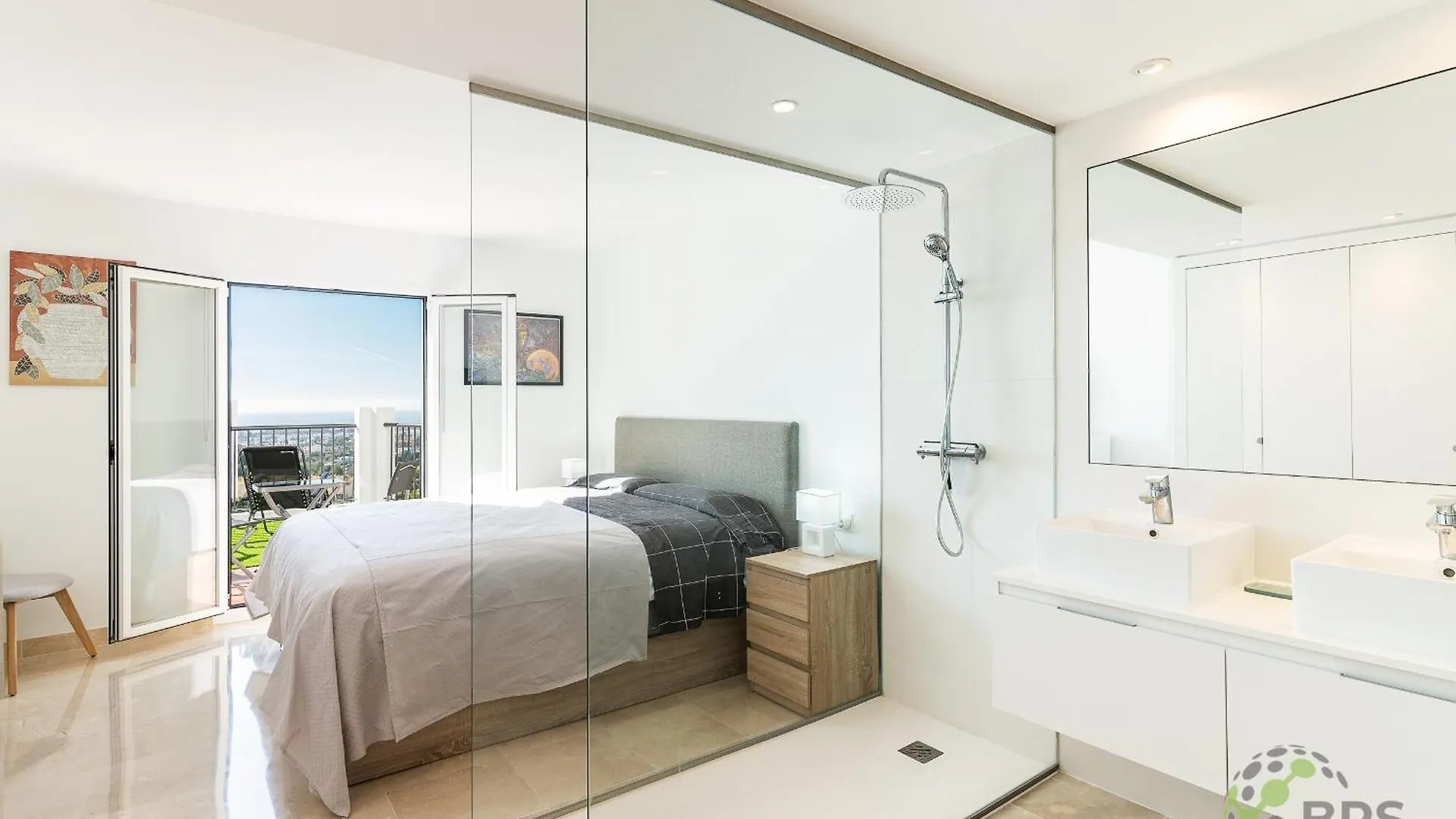 Amazing New Apt.-3 Rooms-6 Pools-Spa 601 Estepona Spain